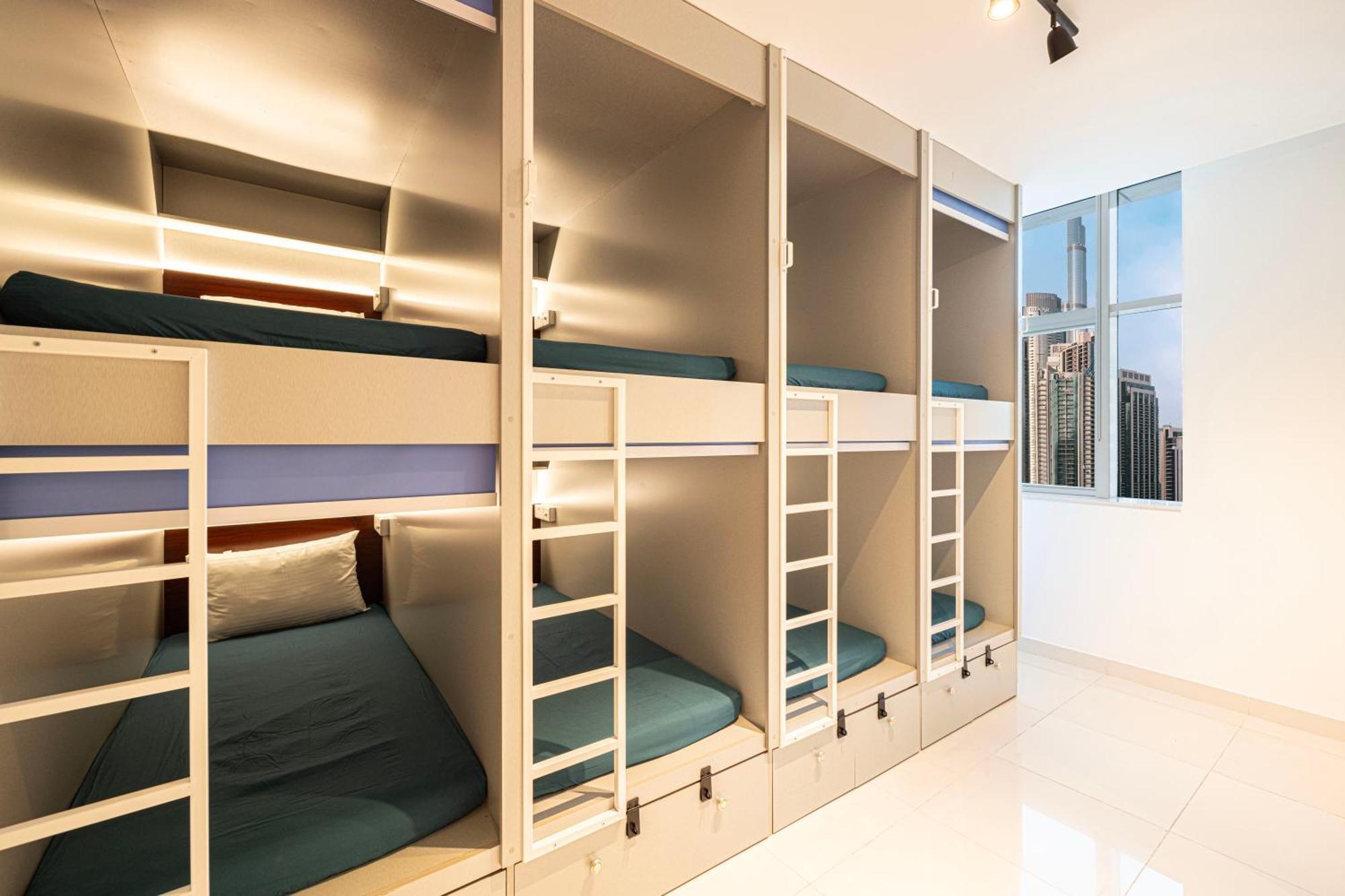 Next'House - Downtown Views Host Vandrerhjem Dubai Eksteriør bilde