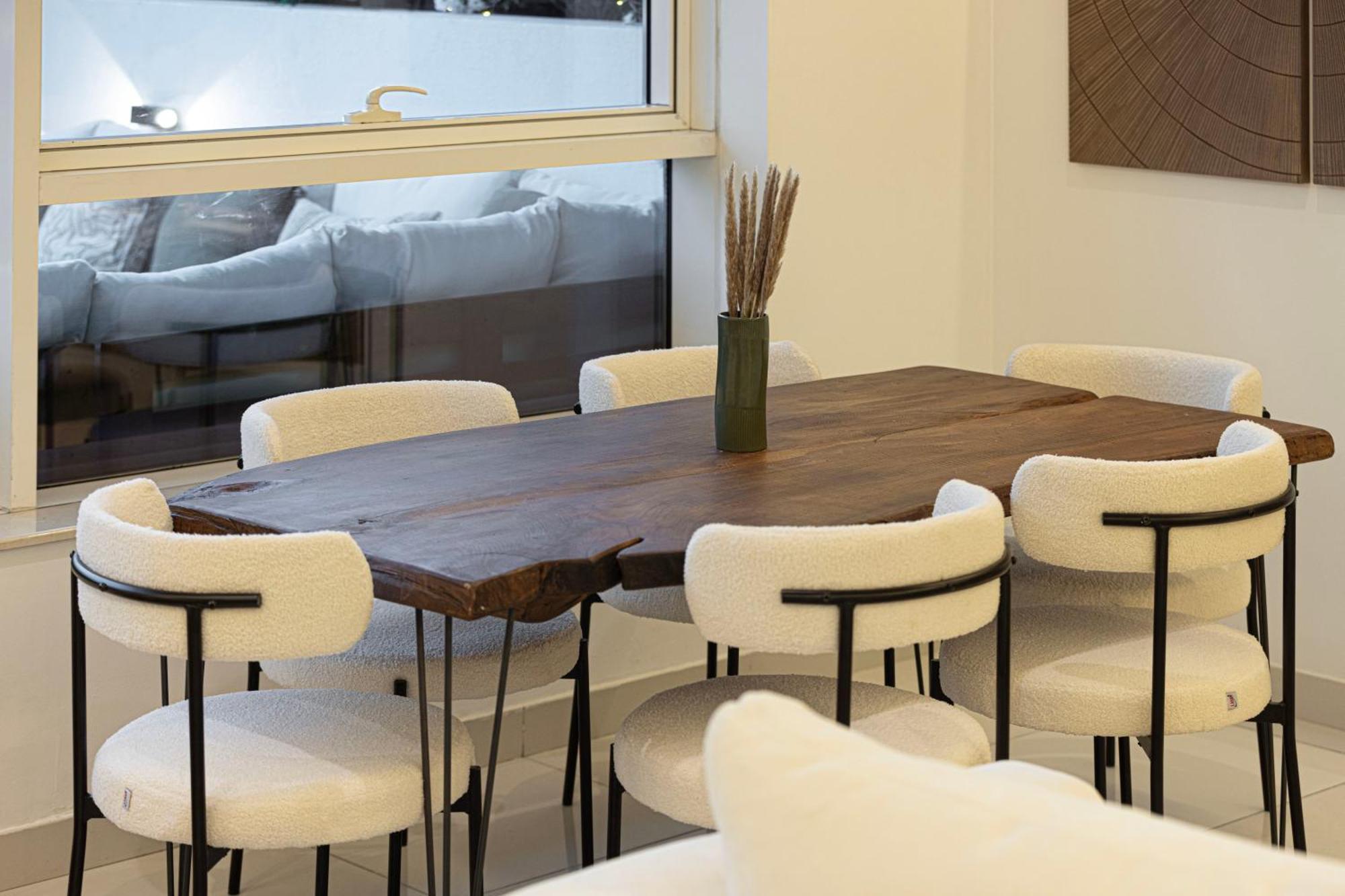 Next'House - Downtown Views Host Vandrerhjem Dubai Eksteriør bilde